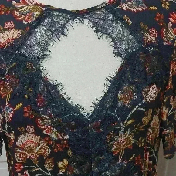 Daytrip blouse.  #0349C - Picture 2 of 6